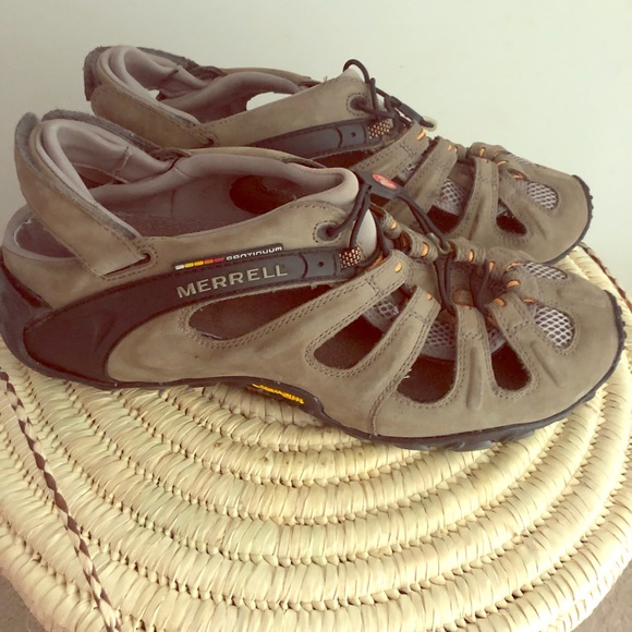 merrell hiking sandals